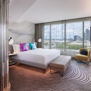 Suite met een Slaapkamer en een King Size Bed op de Lagere Verdiepingen